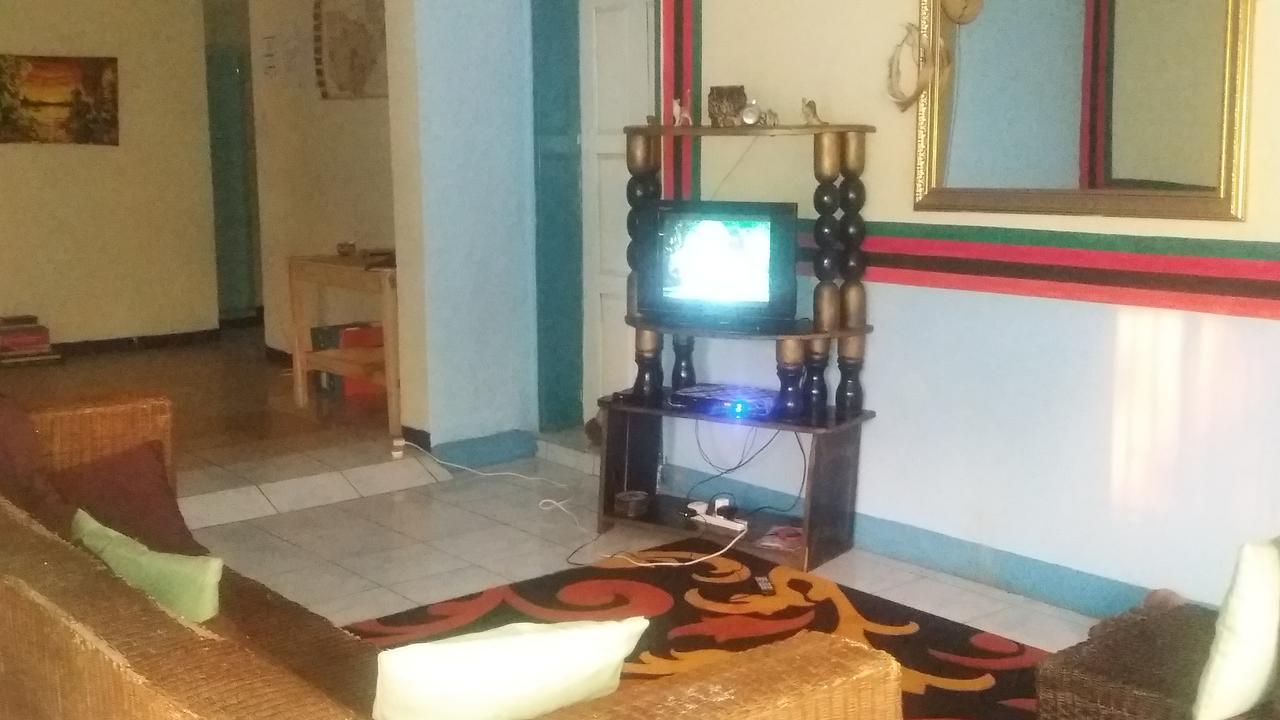 Kumunzi Backpackers Hostel Λουσάκα Εξωτερικό φωτογραφία