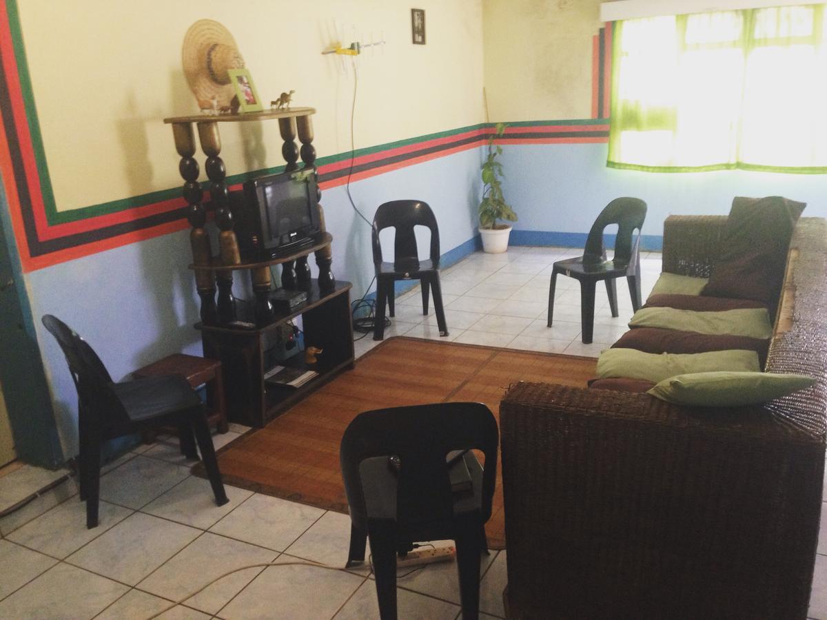 Kumunzi Backpackers Hostel Λουσάκα Εξωτερικό φωτογραφία