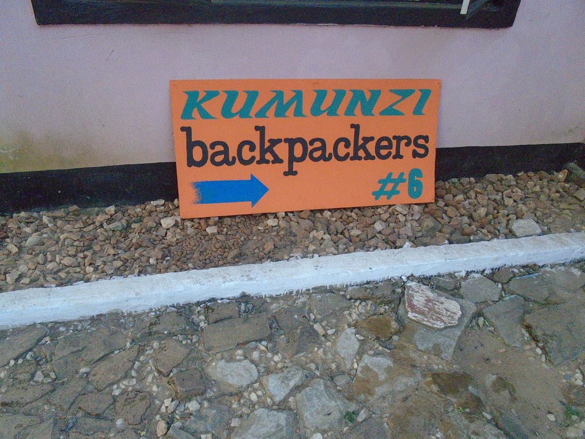 Kumunzi Backpackers Hostel Λουσάκα Εξωτερικό φωτογραφία